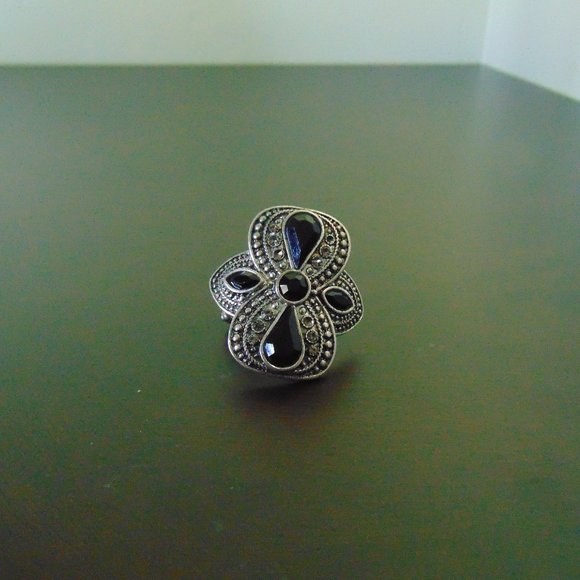 Custom Jewelry-ring - Picture 2 of 10